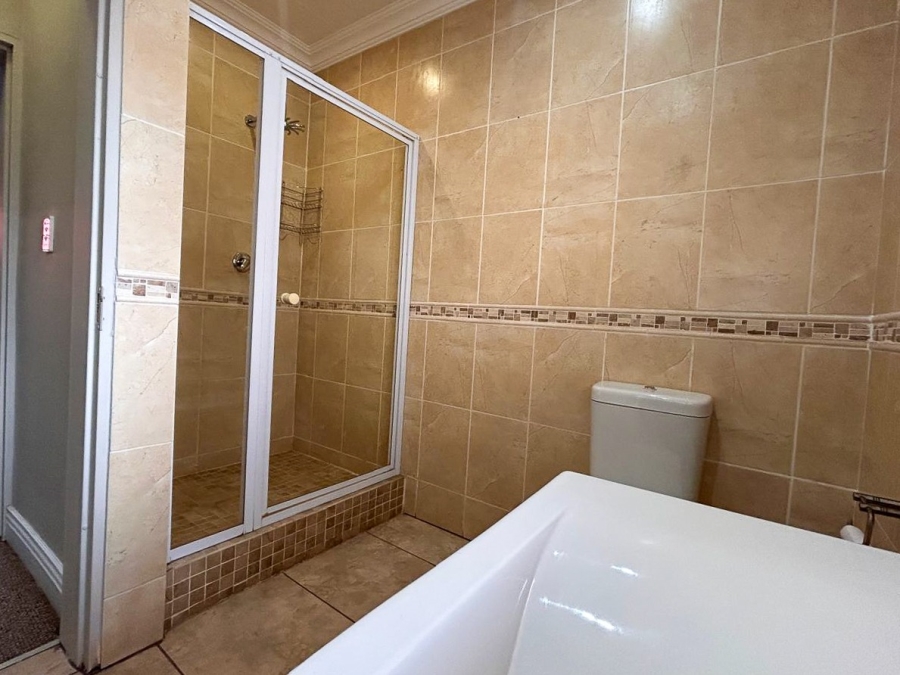 4 Bedroom Property for Sale in Grimbeeck Park North West